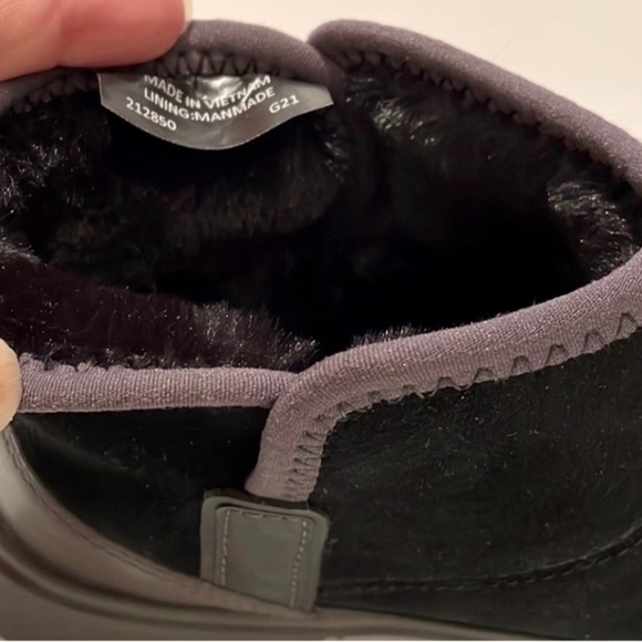 Cole Haan Zerogrand Water Resistant Boots, New with Tags - Picture 9 of 11